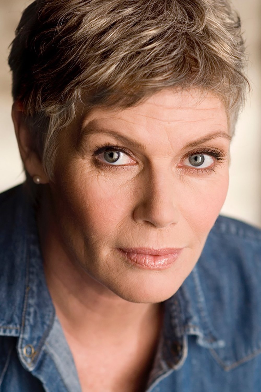 Kelly McGillis - headshot