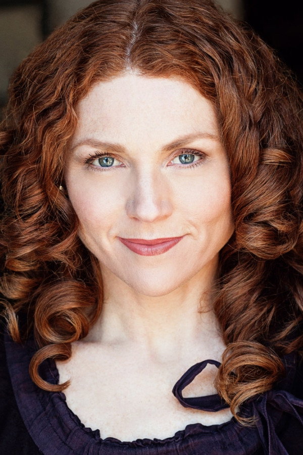Beth Champion - headshot