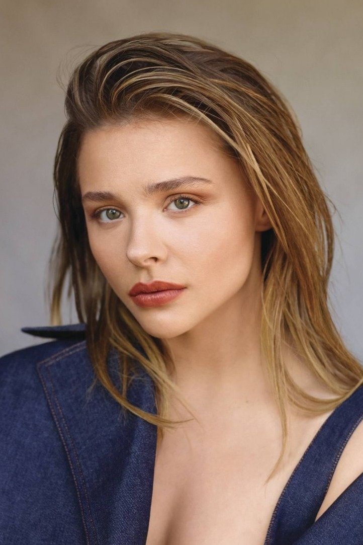 Chloë Grace Moretz - headshot