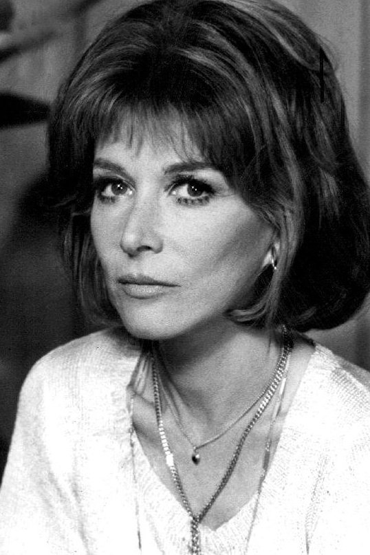 Lee Grant - headshot