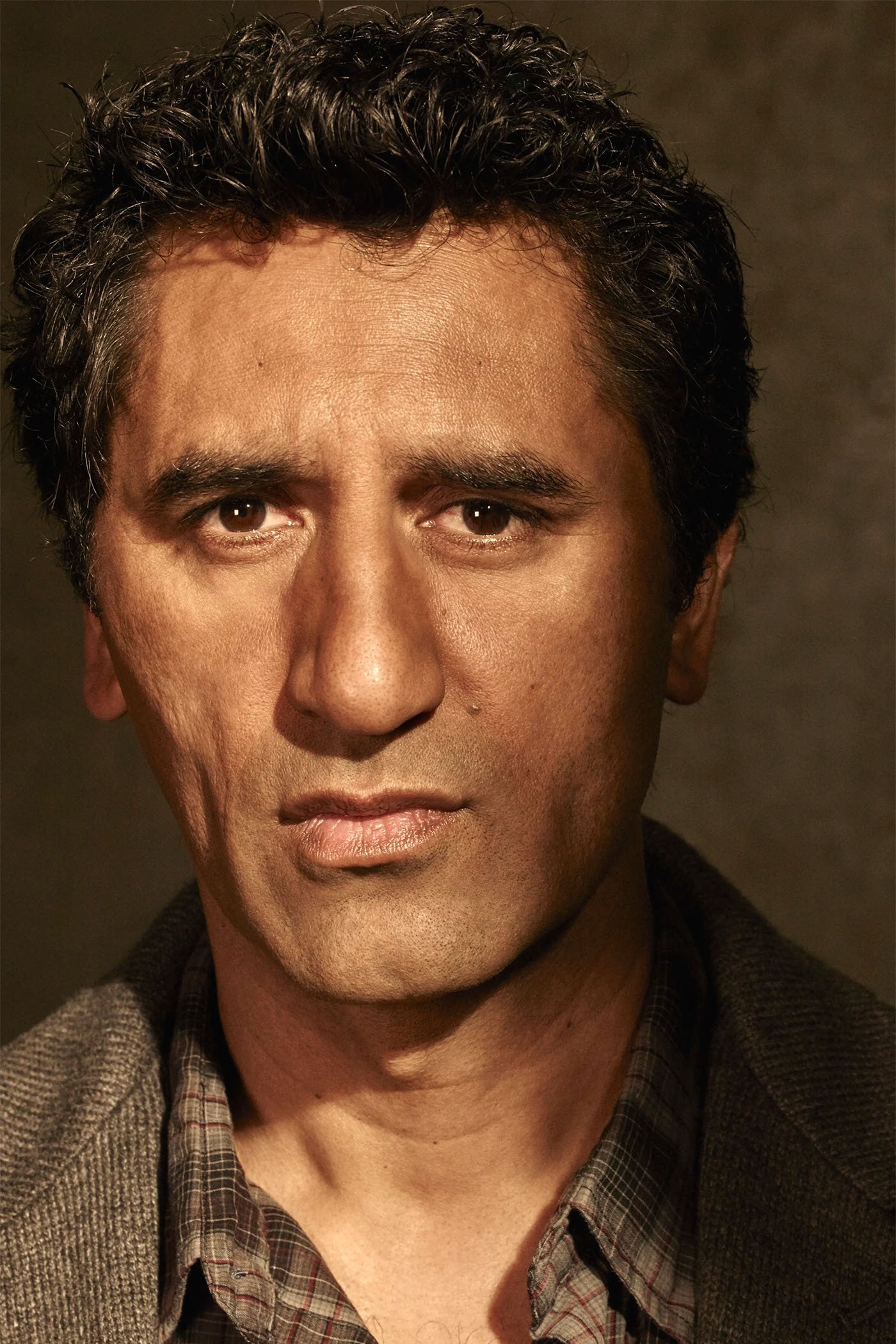 Cliff Curtis - headshot