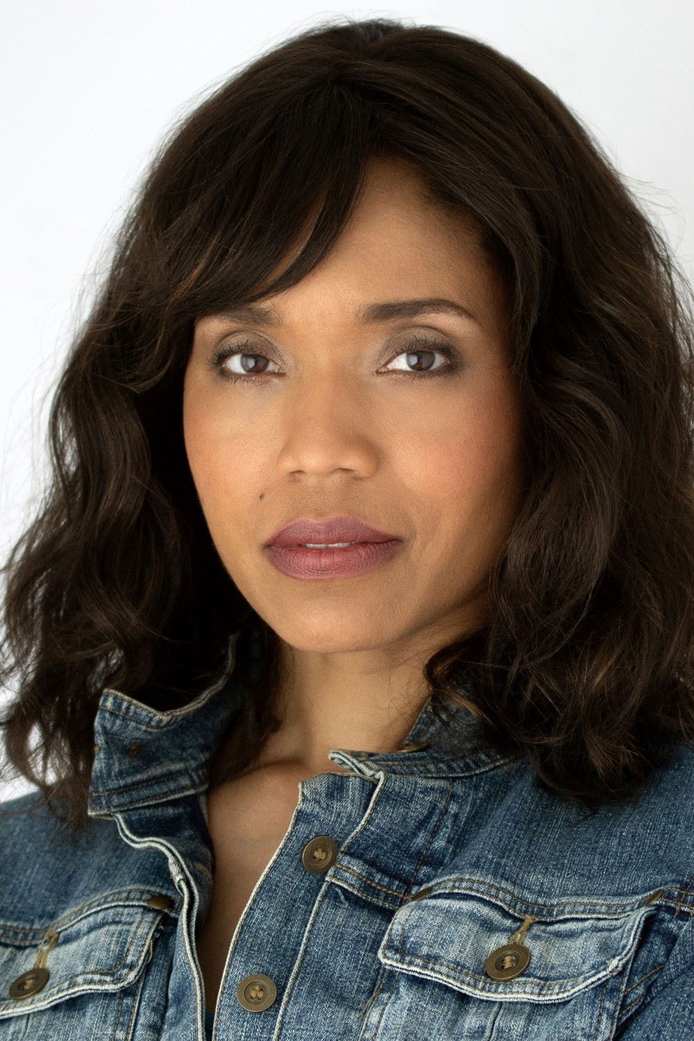 Tia Dionne Hodge - headshot