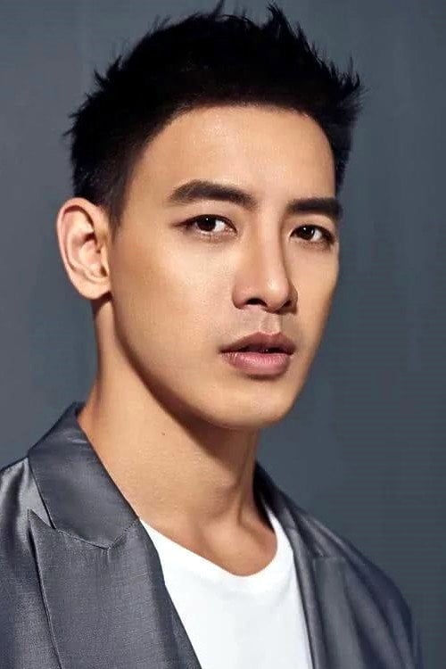 Denny Huang - headshot