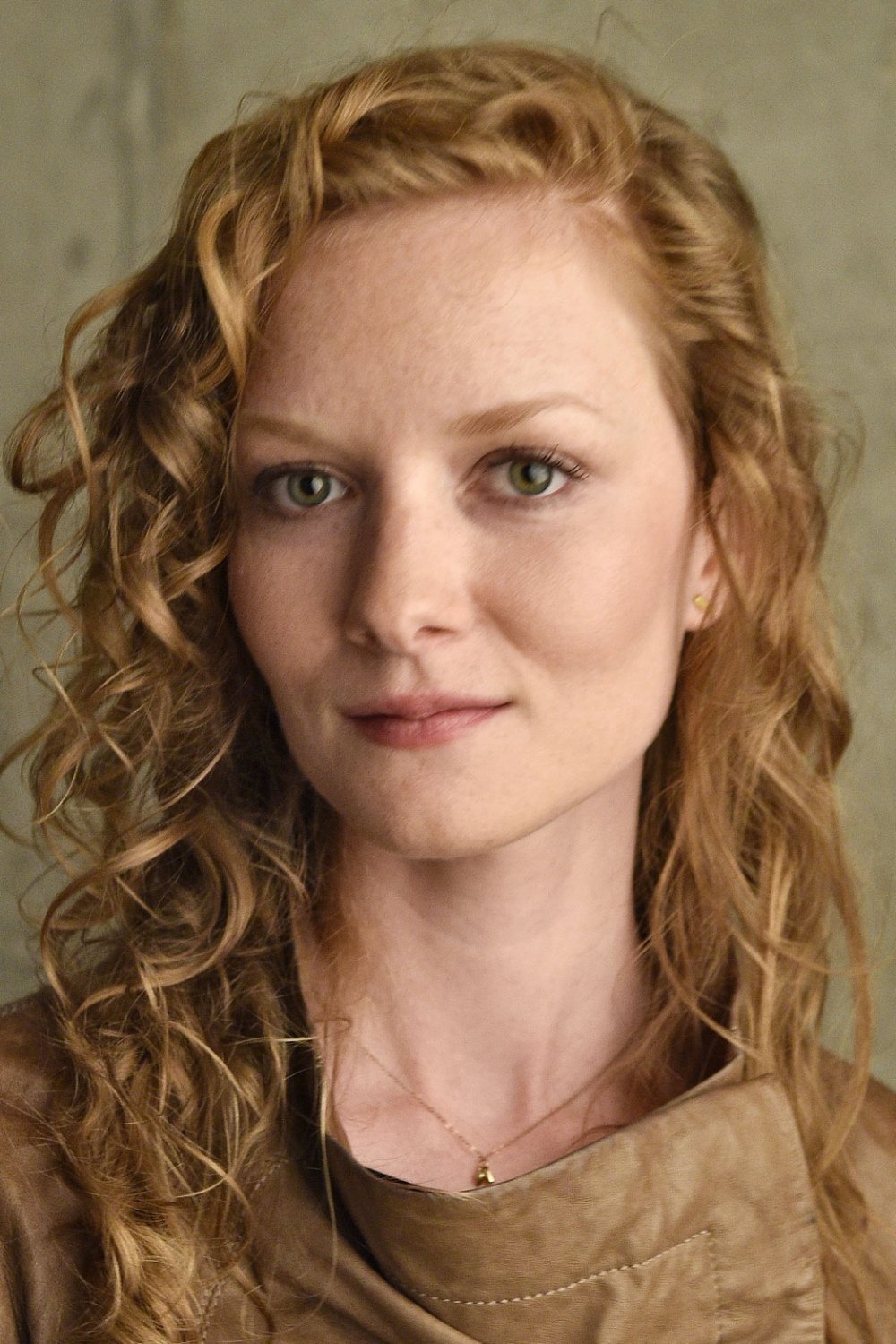 Wrenn Schmidt - headshot