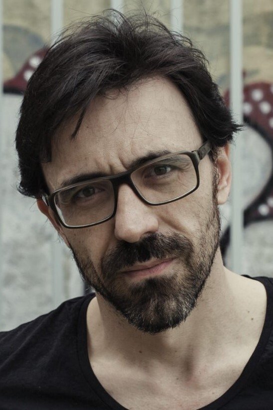 Israel Elejalde - headshot