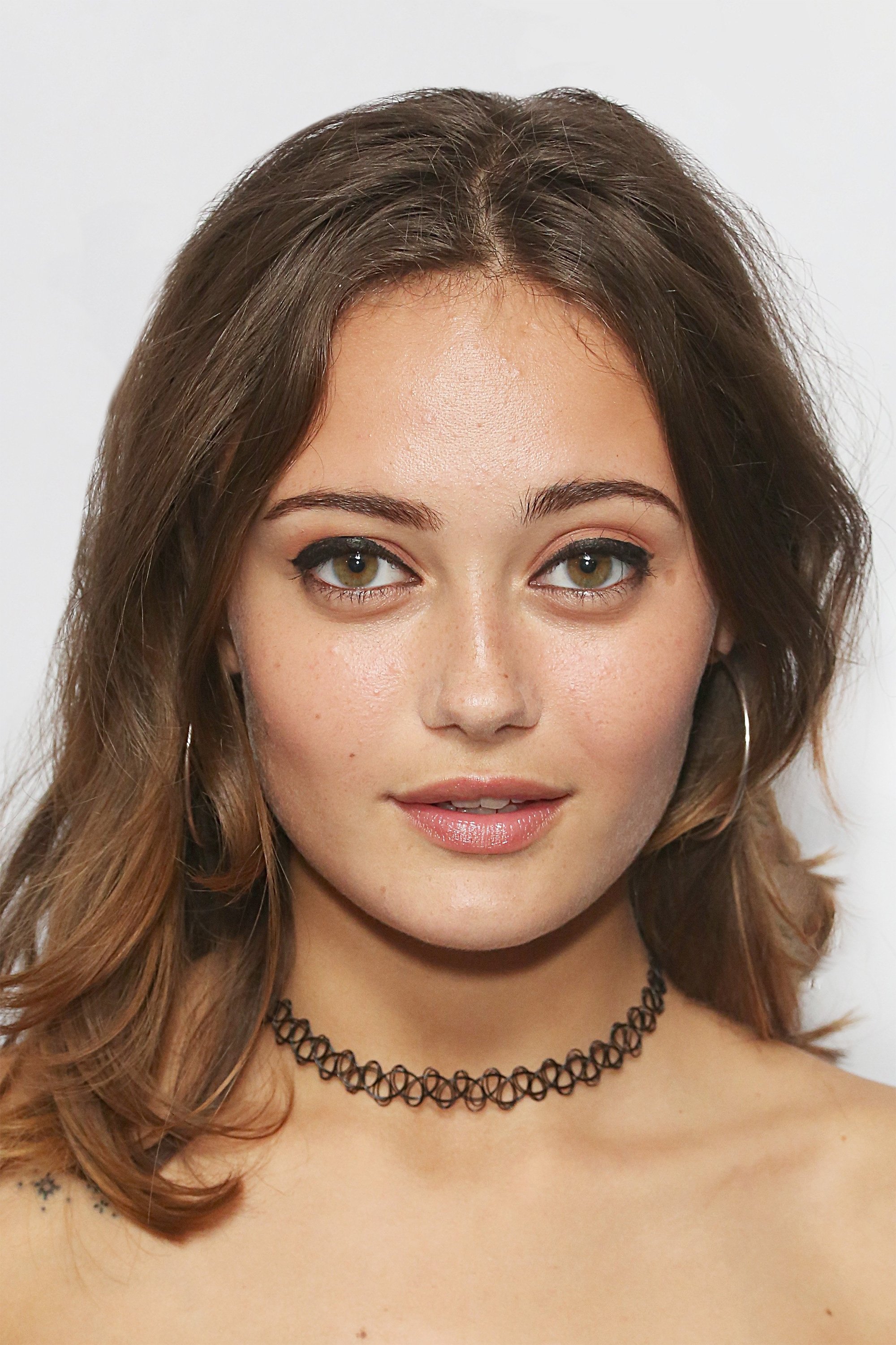Ella Purnell - headshot