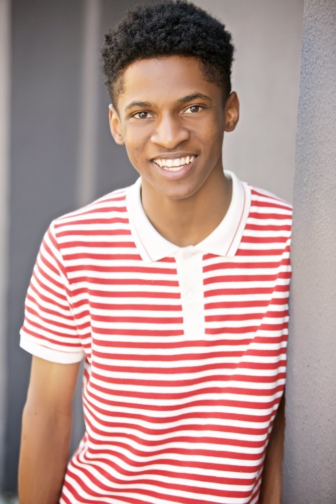 Allius Barnes - headshot