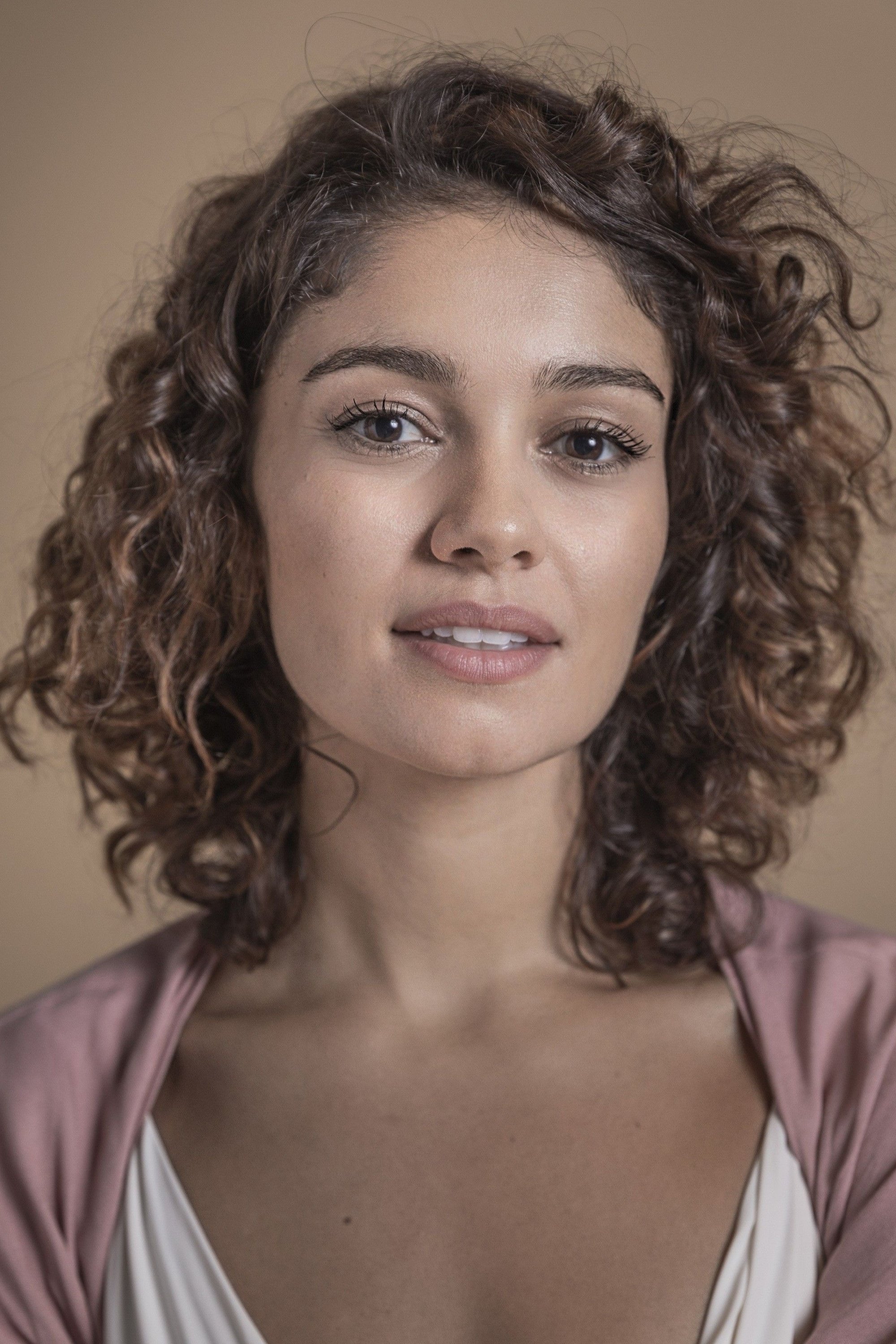 Sophie Charlotte - headshot