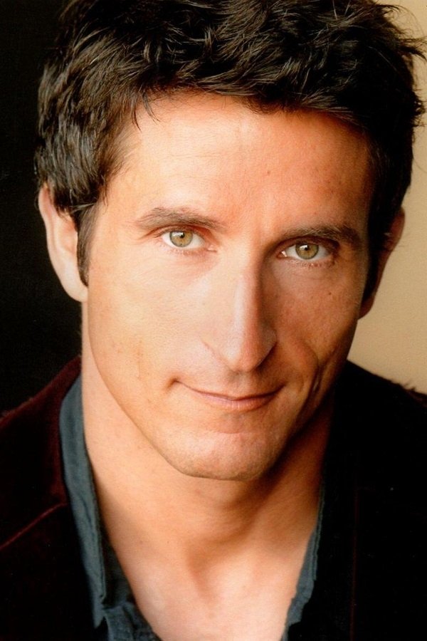 Jonathan LaPaglia - headshot