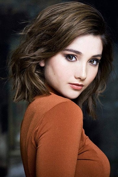 Amanda Arcuri - headshot