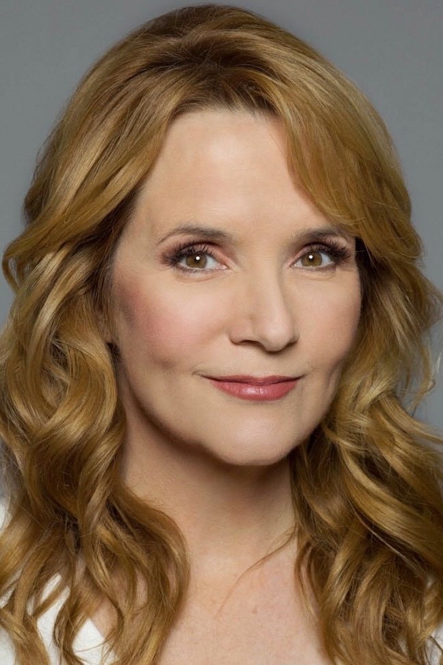 Lea Thompson - headshot