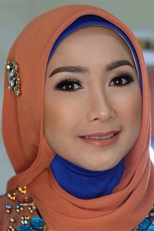 Desy Ratnasari - headshot