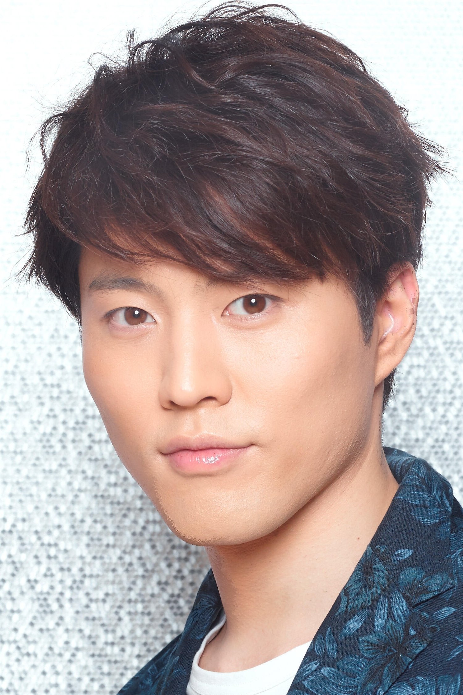 Miyu Irino - headshot