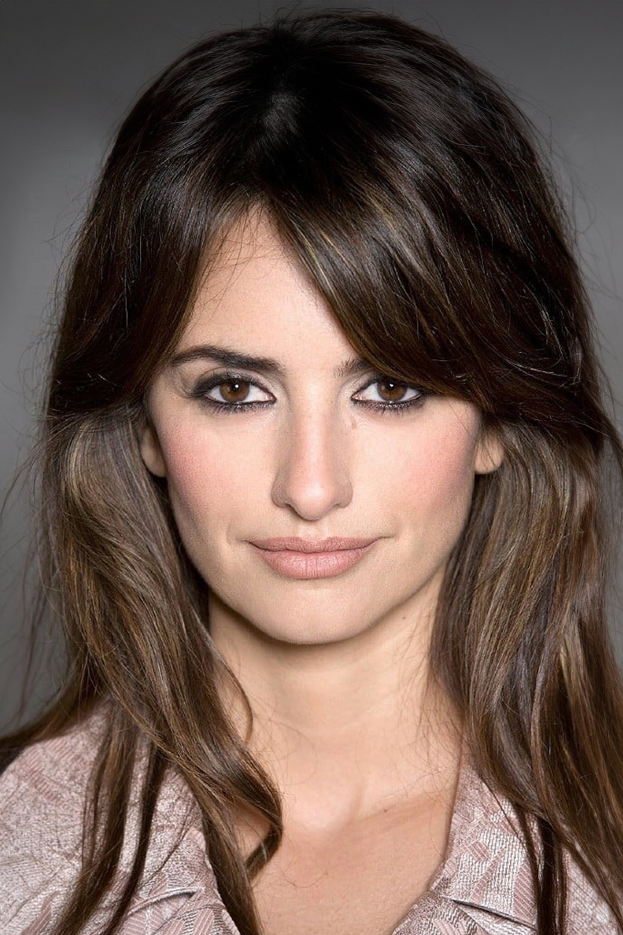 Penélope Cruz - headshot