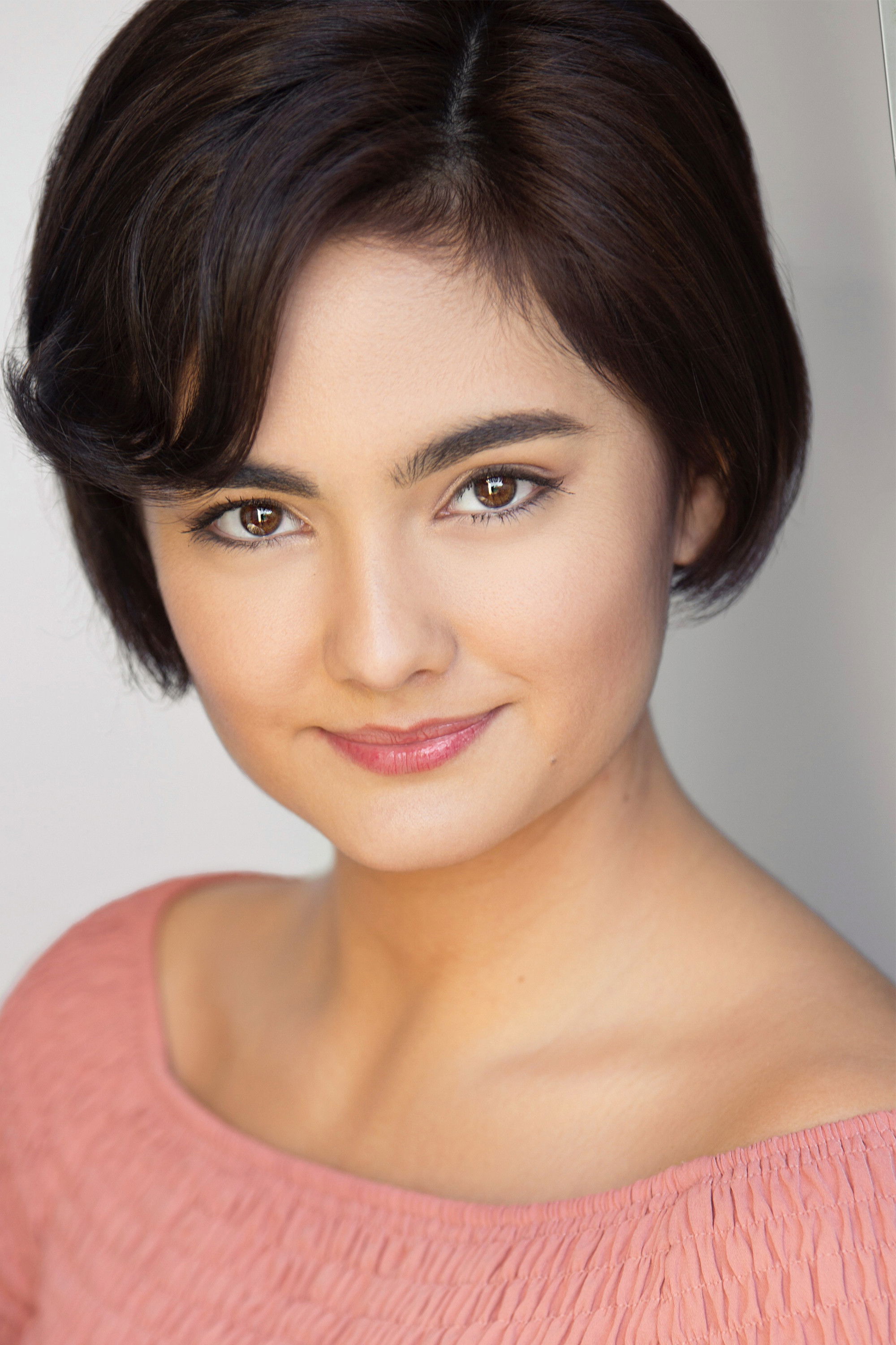 Aline Mayagoitia - headshot