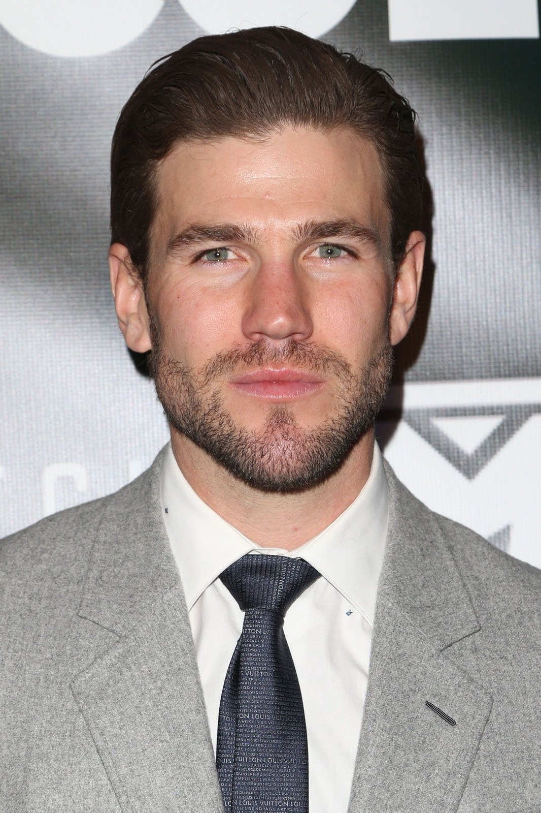Austin Stowell - headshot