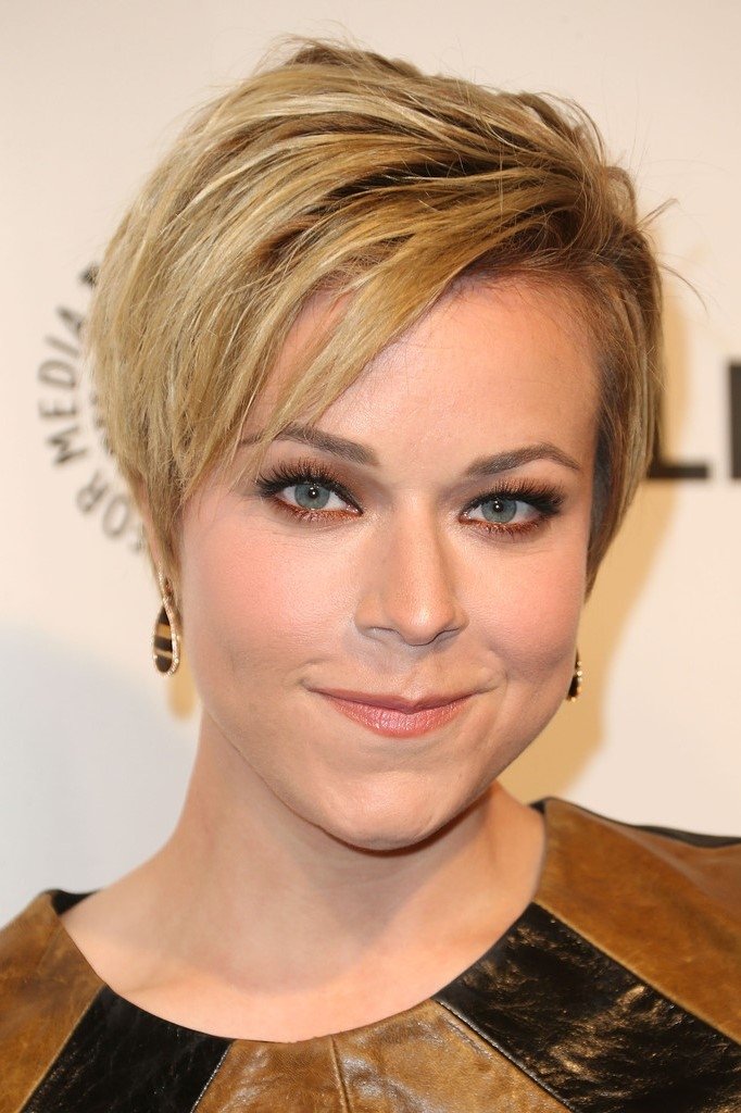 Tina Majorino - headshot
