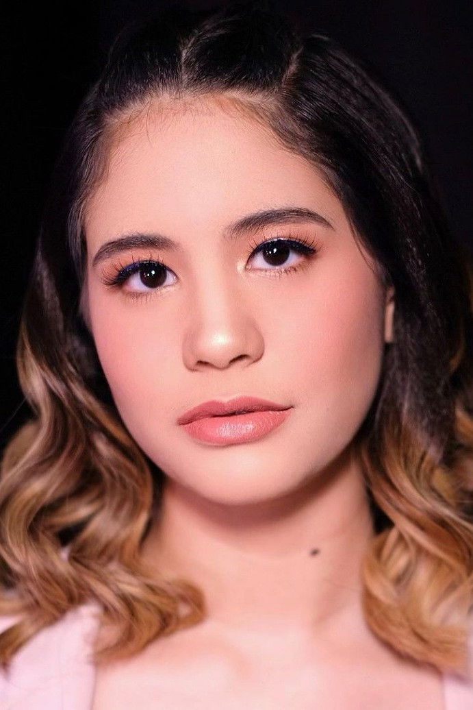 Arla Ailani - headshot