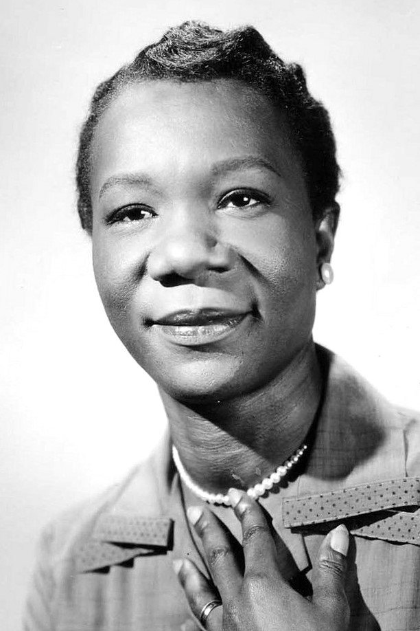 Beah Richards - headshot