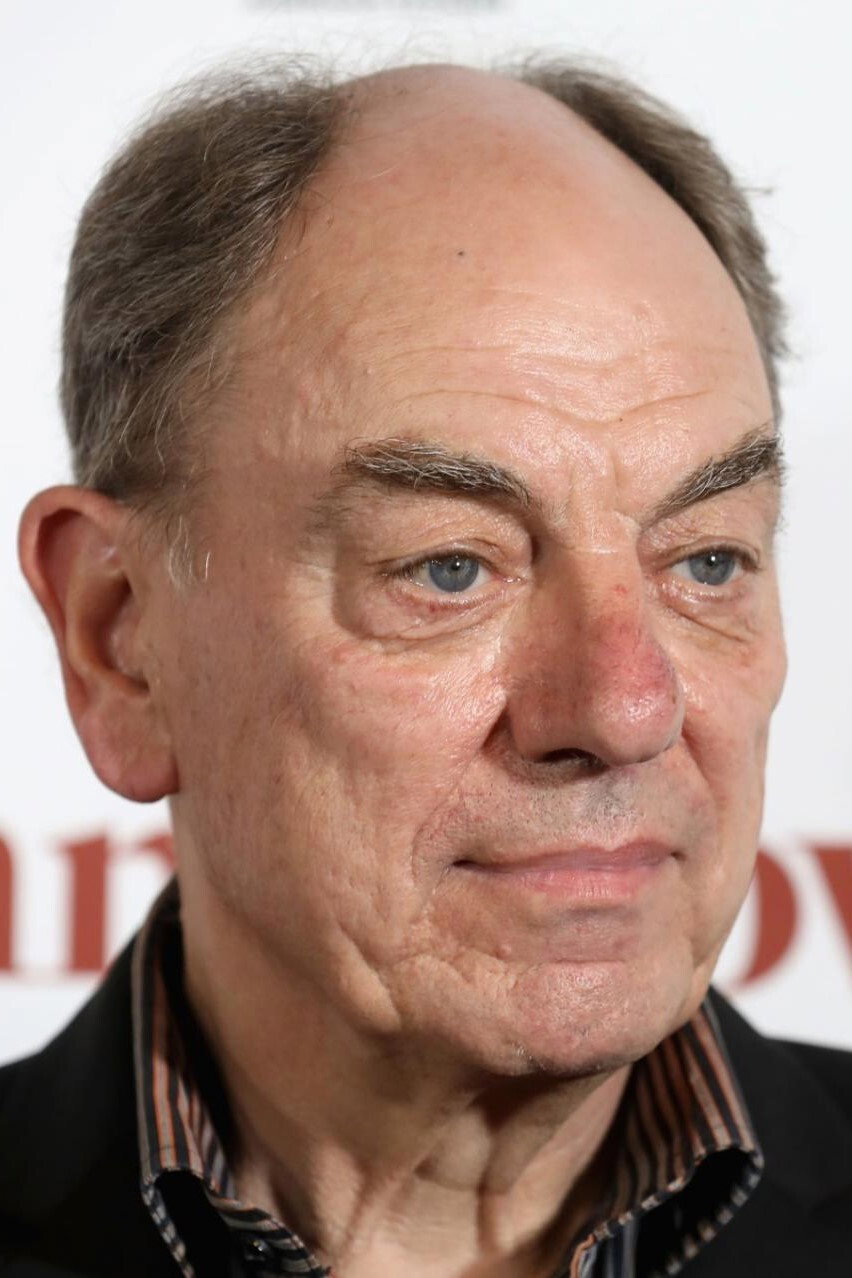 Alun Armstrong - headshot