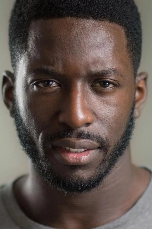 Michael Owusu - headshot