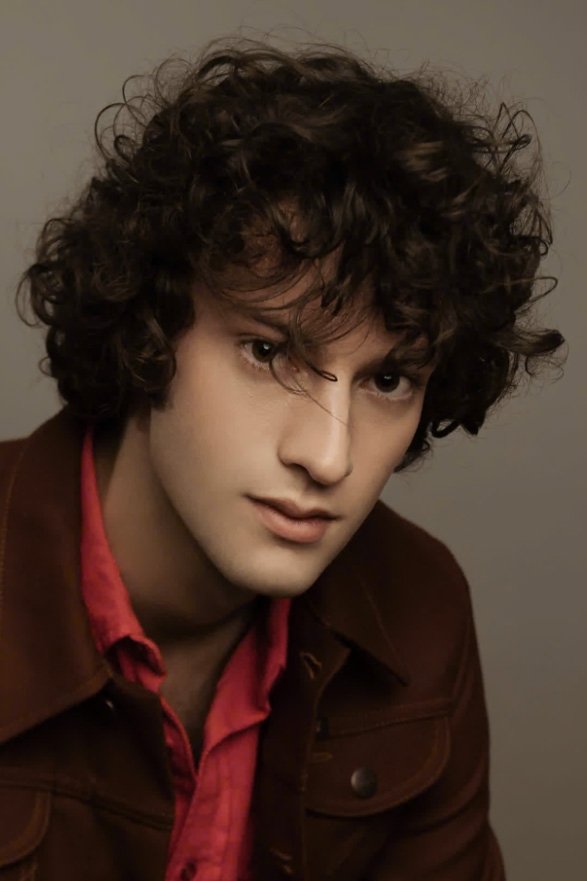 Dominic Sessa - headshot