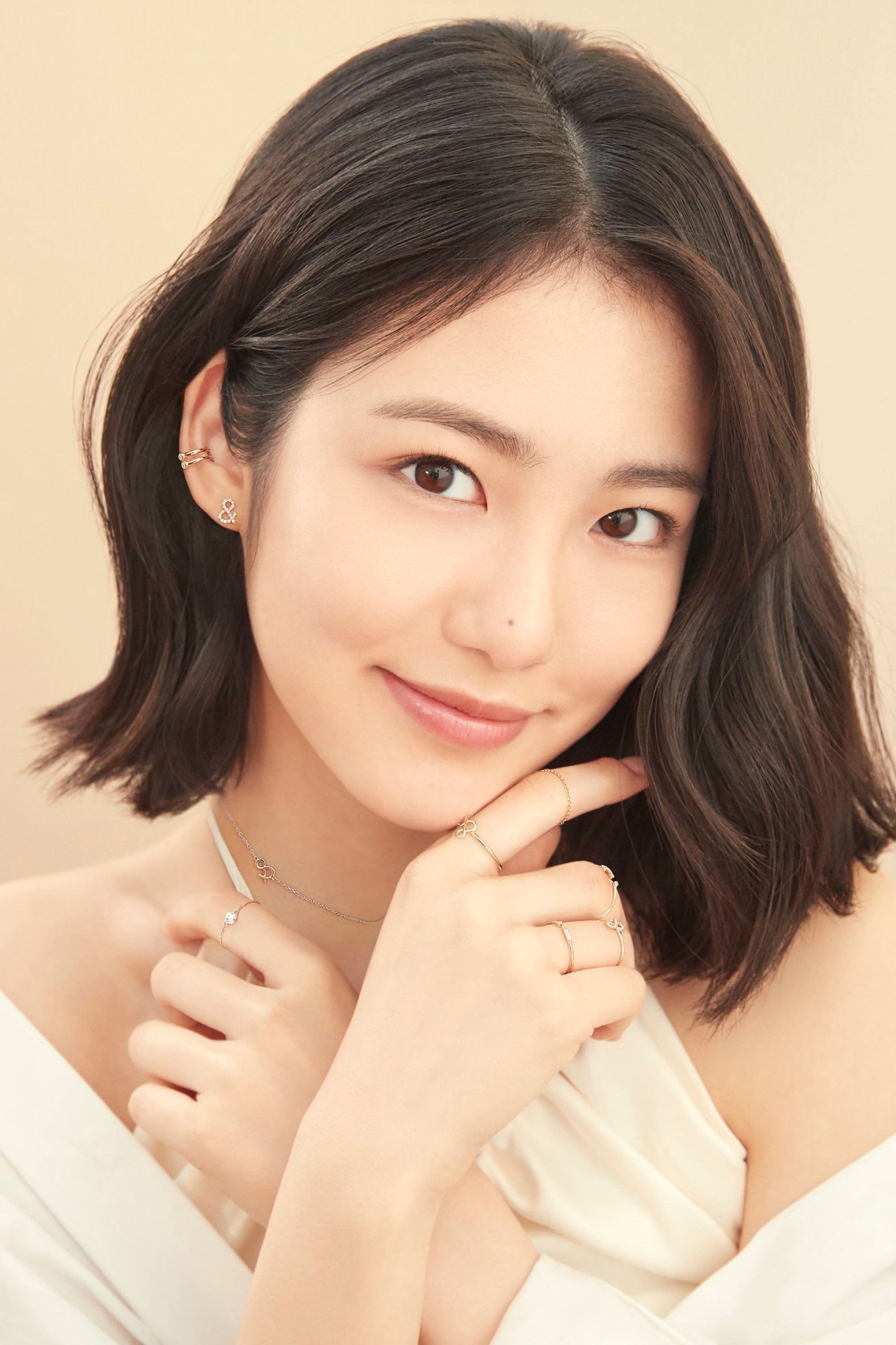 Shin Ye-eun - headshot