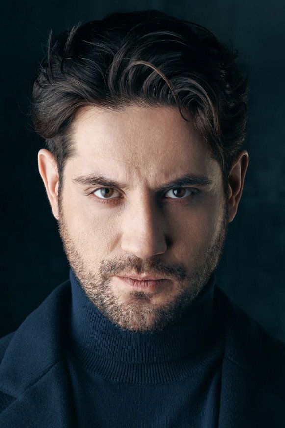 Mark Bogatyrev - headshot