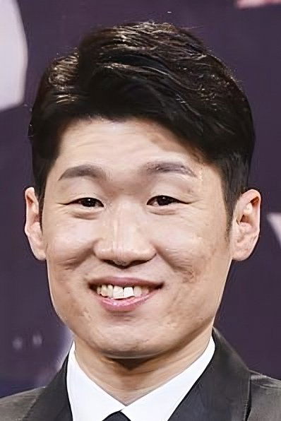 Park Ji-sung - headshot