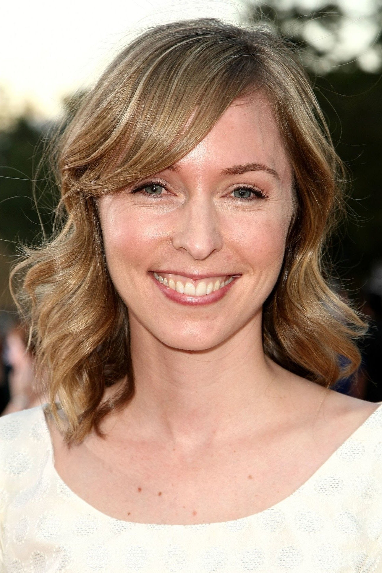 Elissa Knight - headshot