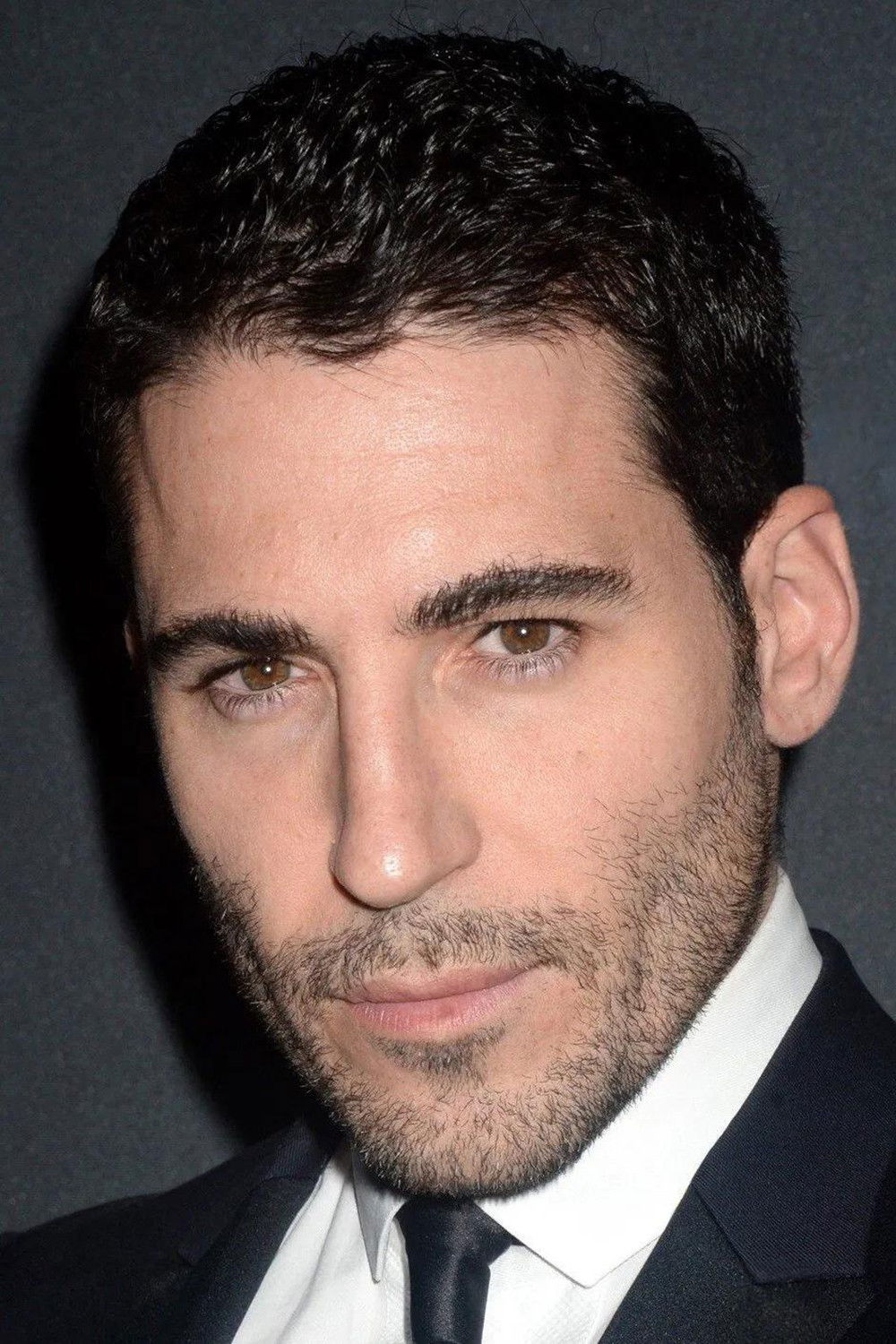 Miguel Ángel Silvestre - headshot