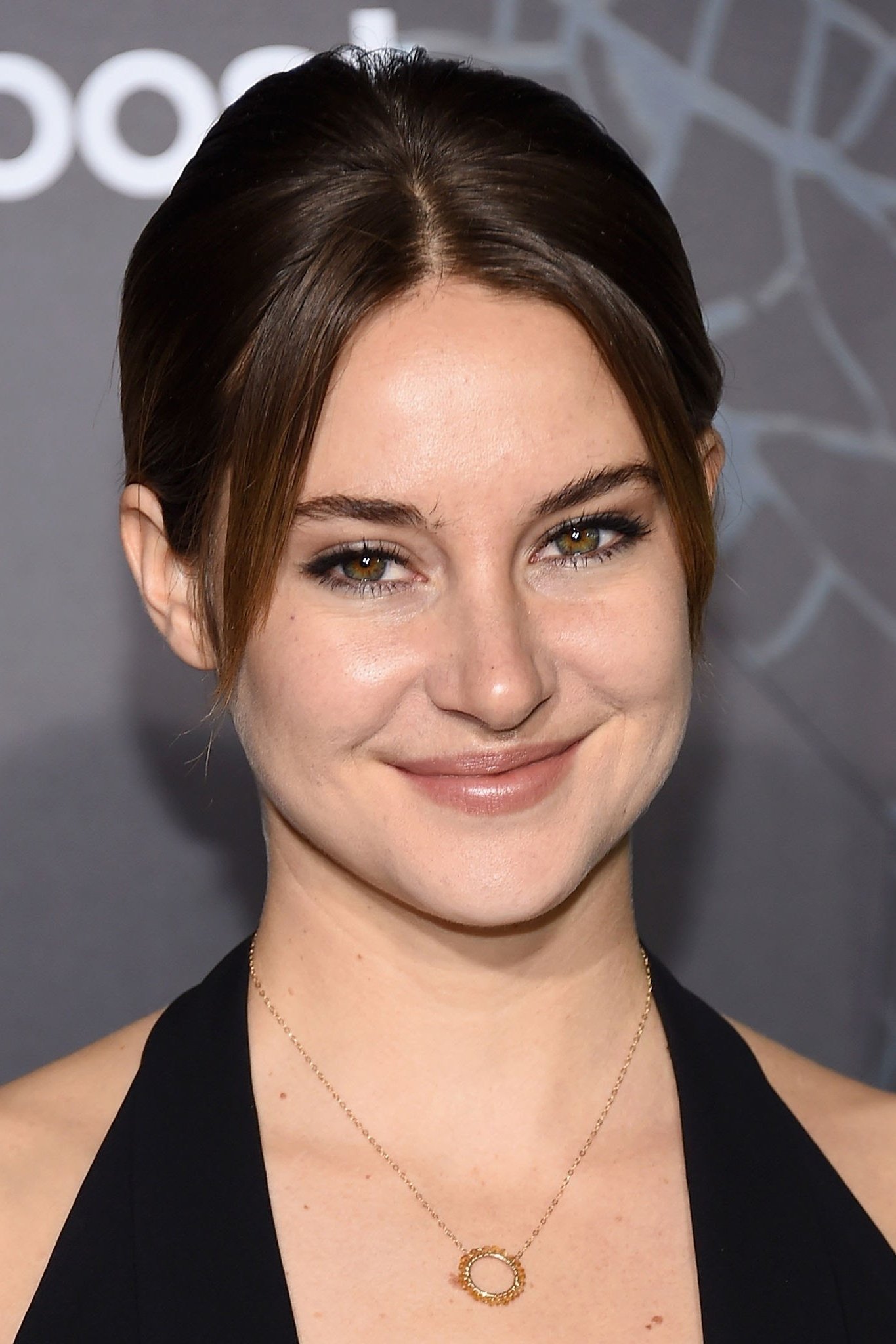 Shailene Woodley - headshot