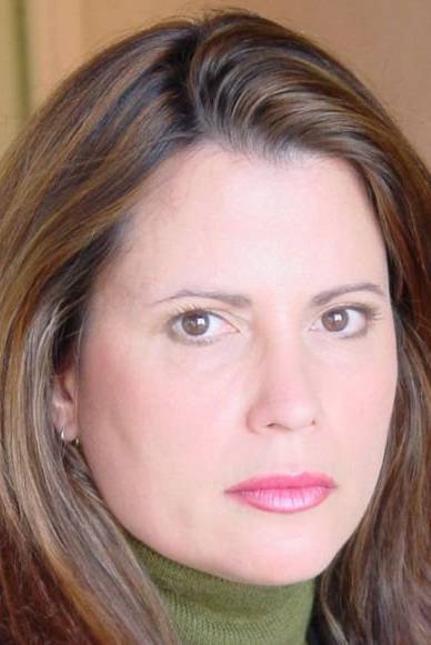 Diana Cuevas - headshot