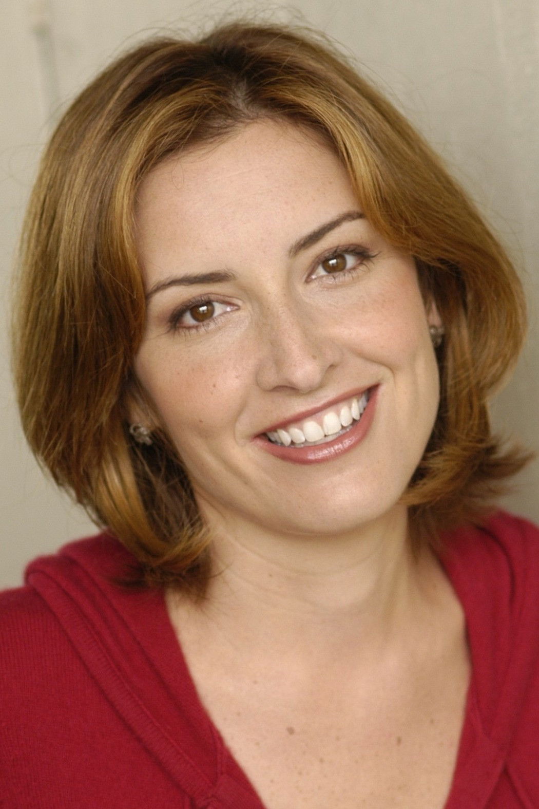 Robyn Paris - headshot