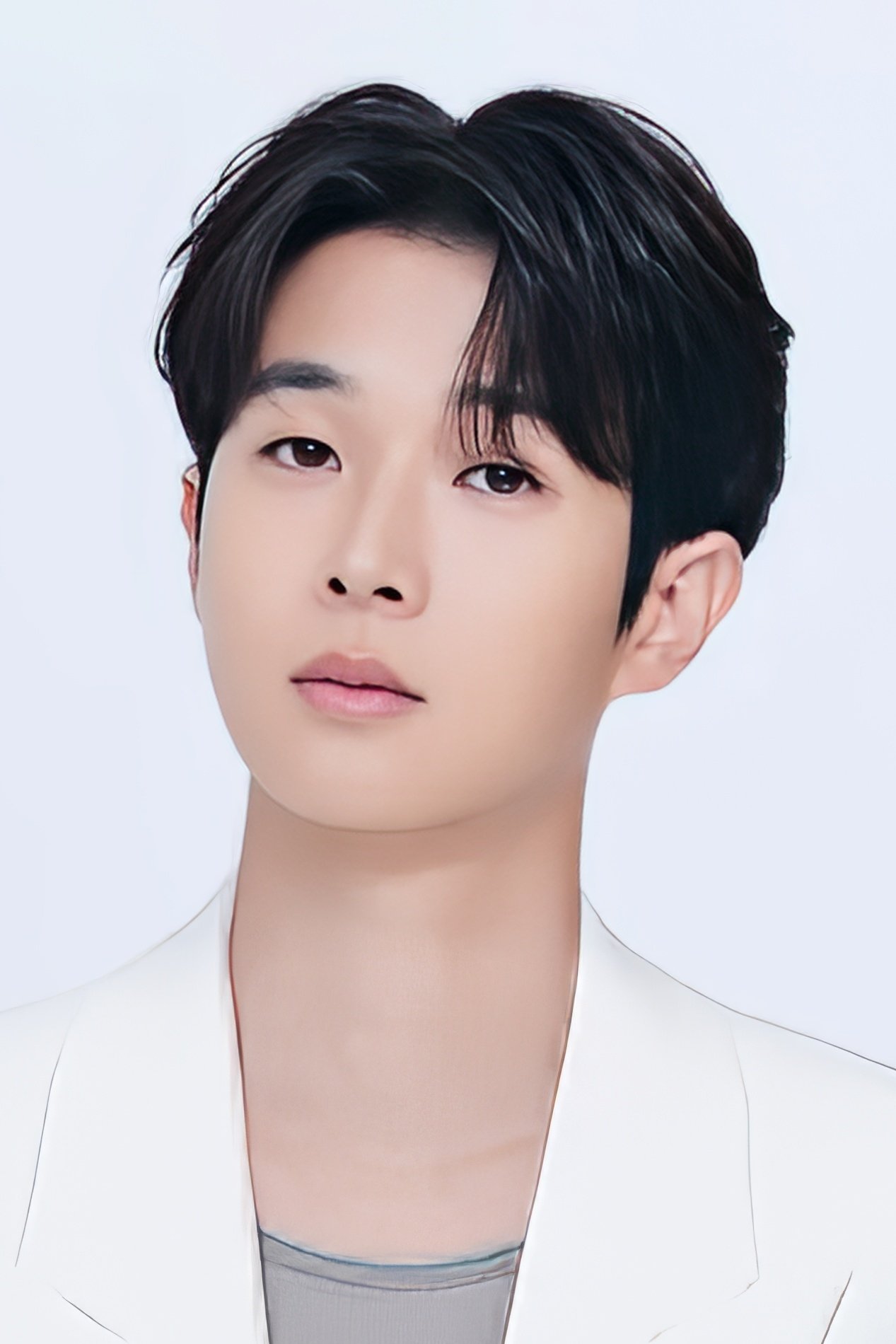 Choi Woo-shik - headshot