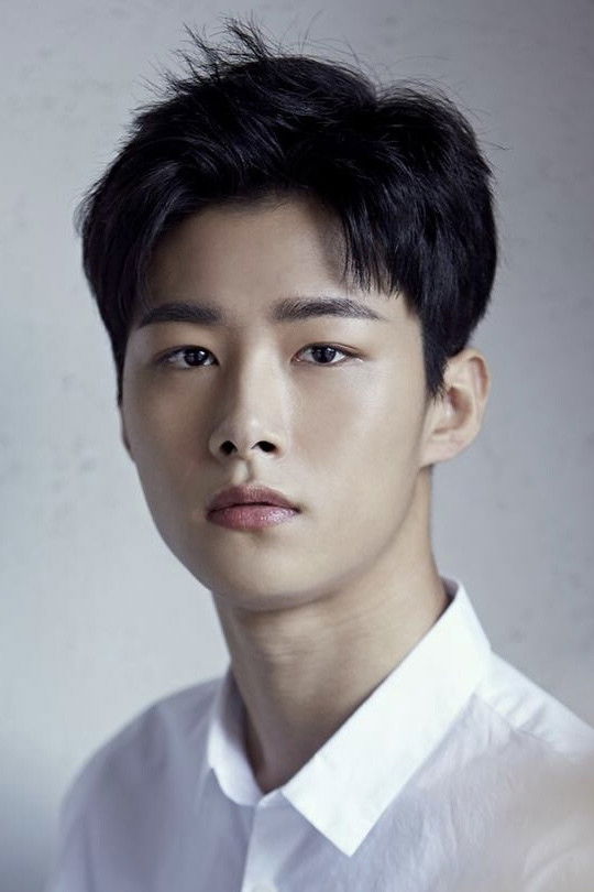 Seo Ji-hoon - headshot