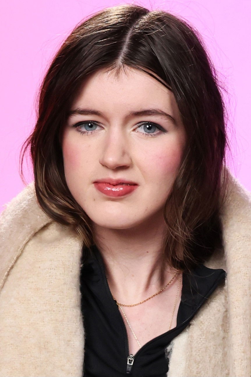 Phoebe-Rae Taylor - headshot