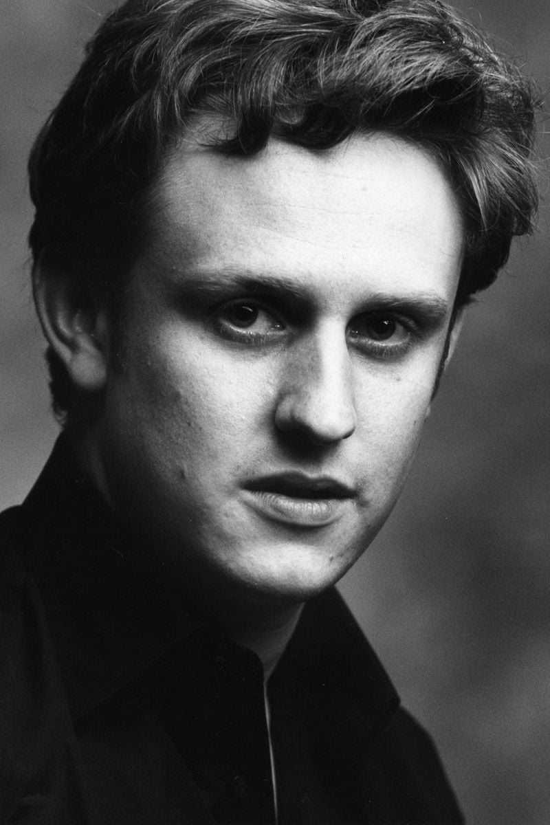 Richard Goulding - headshot