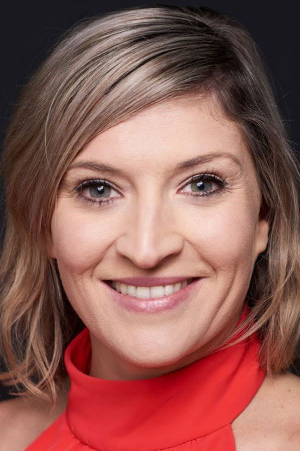 Natalie Bond - headshot