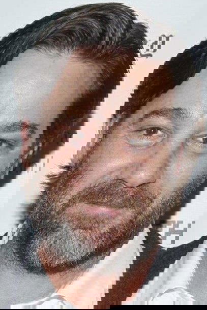 Robert Longstreet - headshot