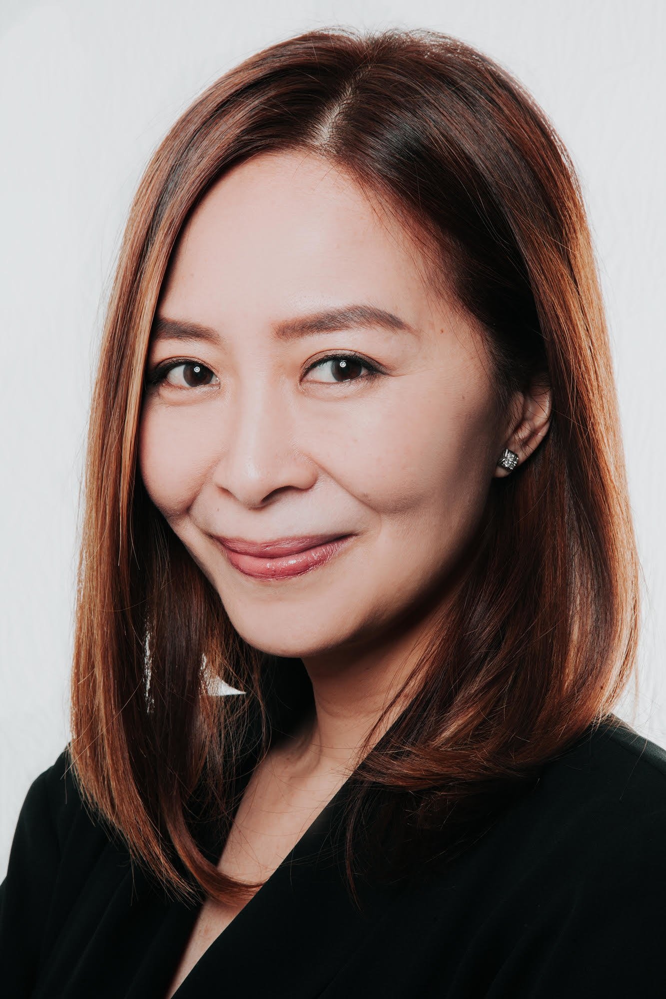 Sarinrat Thomas - headshot