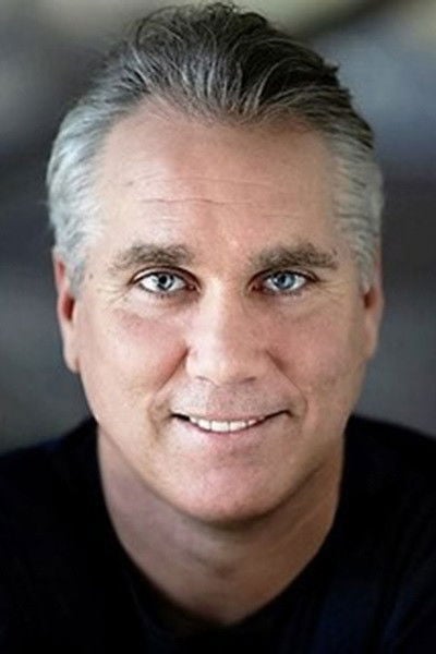 Damien Garvey - headshot