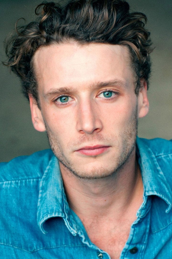 Jordan Mooney - headshot