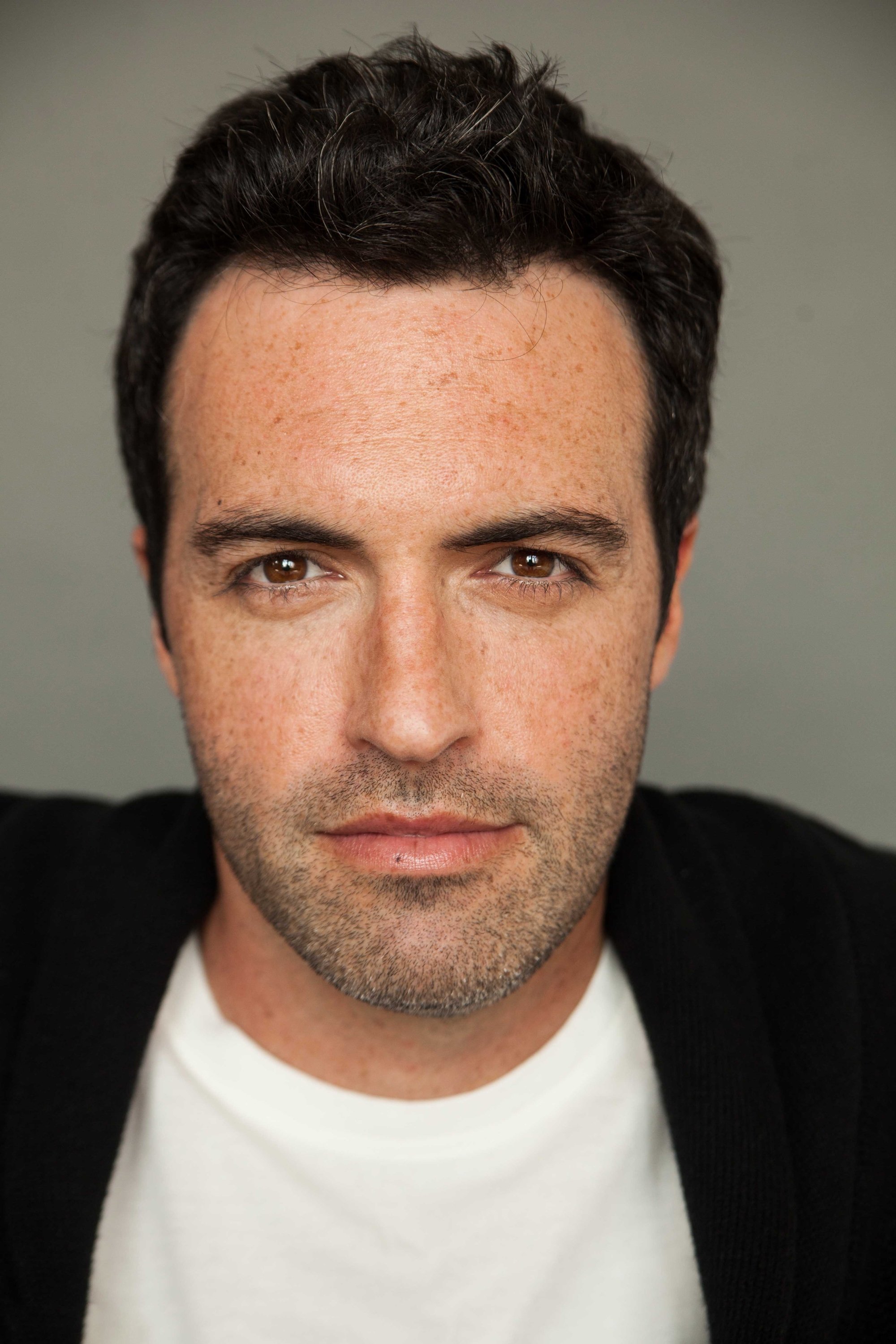 Reid Scott - headshot