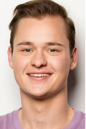 Cooper Tomlinson - headshot