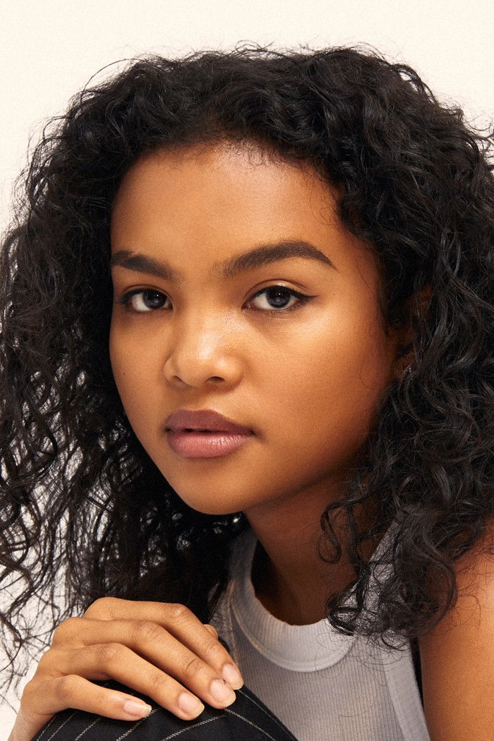 Mia Isaac - headshot