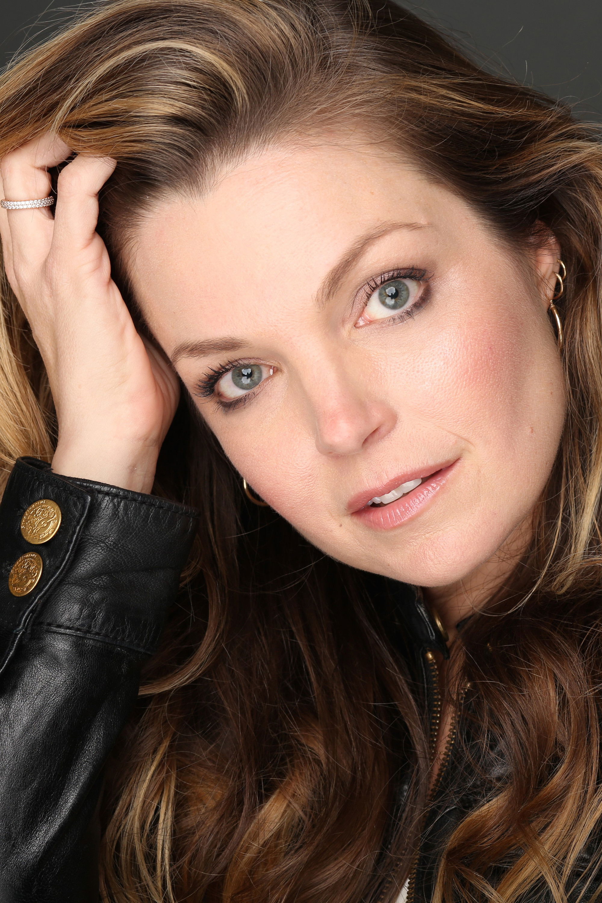 Clare Kramer - headshot
