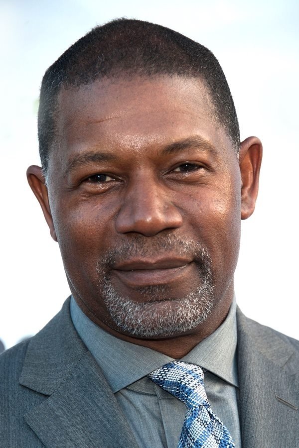 Dennis Haysbert - headshot