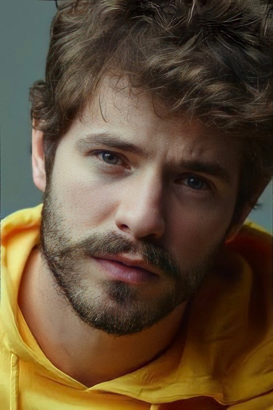 Maurício Destri - headshot