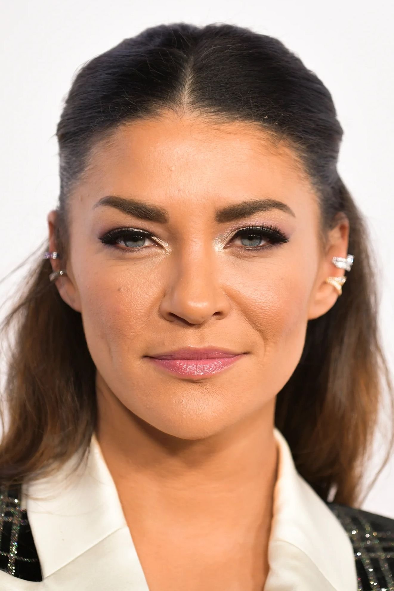 Jessica Szohr - headshot